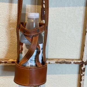 Leather cage spirit leather crossbody bag